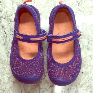 Toddler water shoes